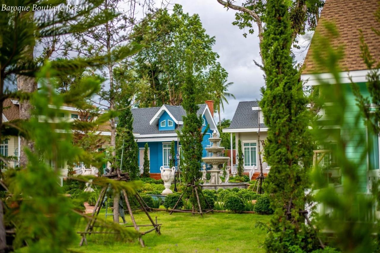 Baroque Boutique Resort Ранонг Экстерьер фото